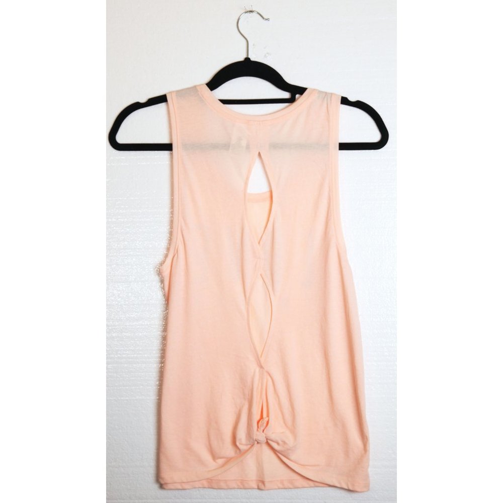 Victoria Sport Love to Run Marquis cutouts & knot Back Tank Light peachy Pink xs